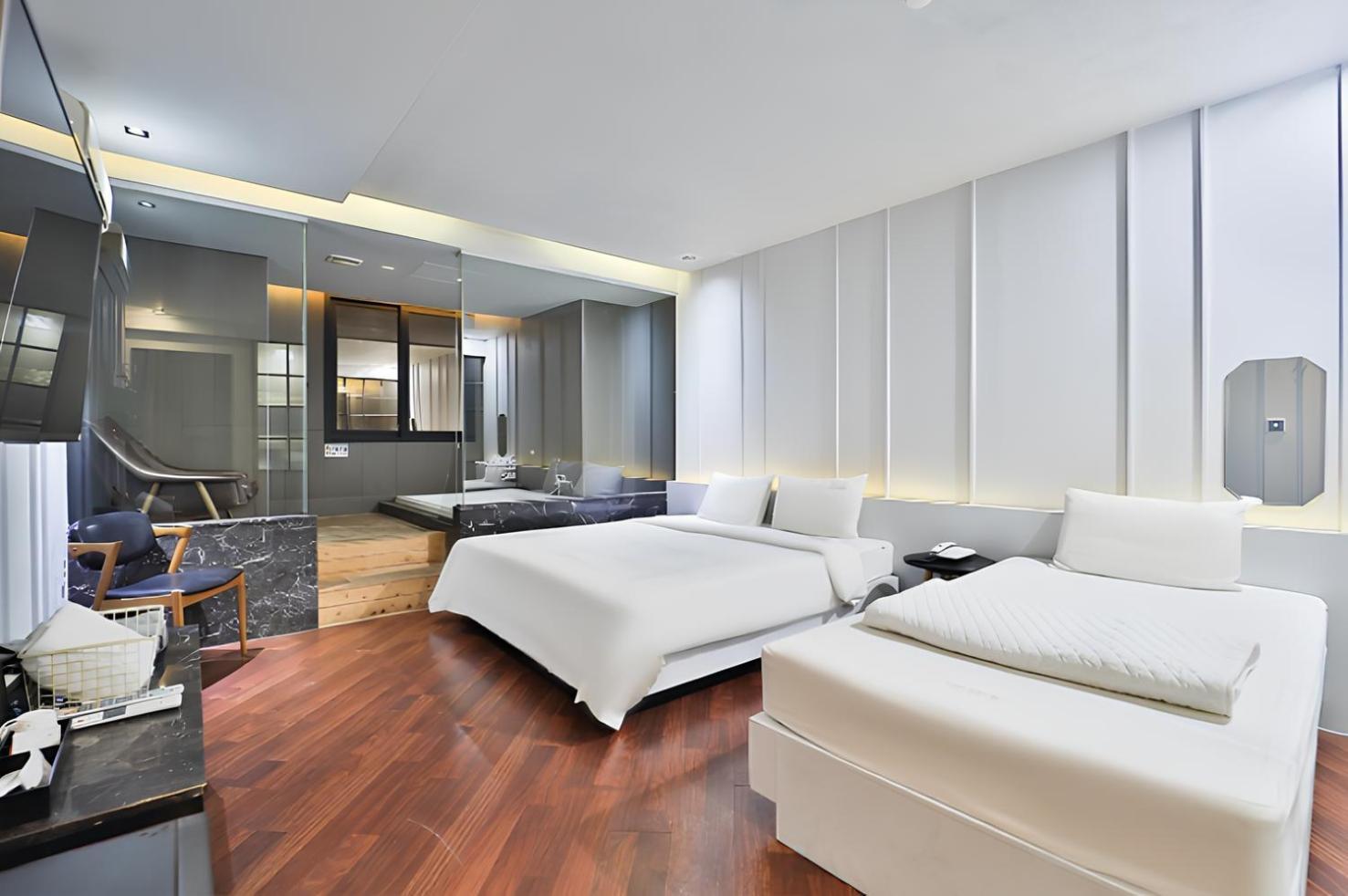 2 Heaven Hotel Seomyeon Busan Esterno foto
