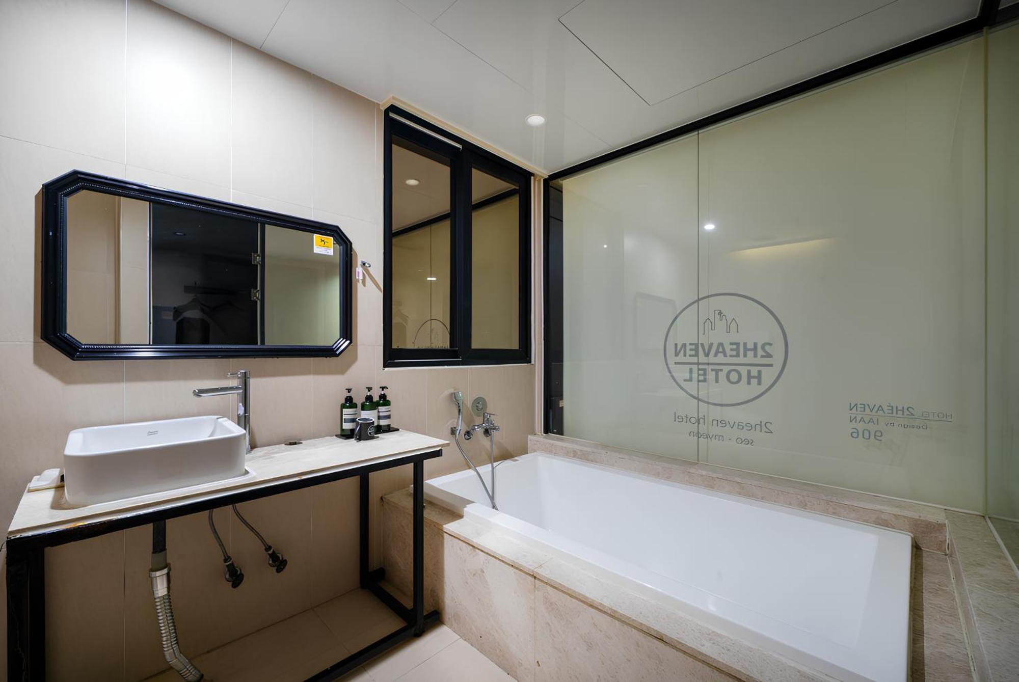 2 Heaven Hotel Seomyeon Busan Esterno foto