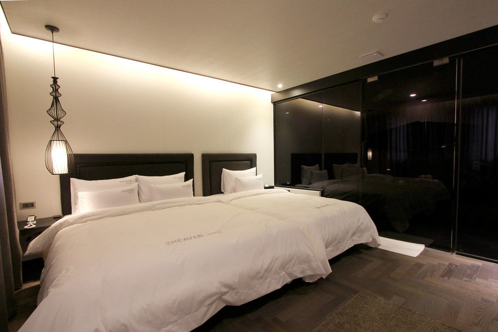 2 Heaven Hotel Seomyeon Busan Esterno foto