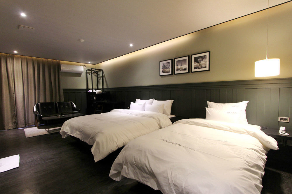 2 Heaven Hotel Seomyeon Busan Esterno foto